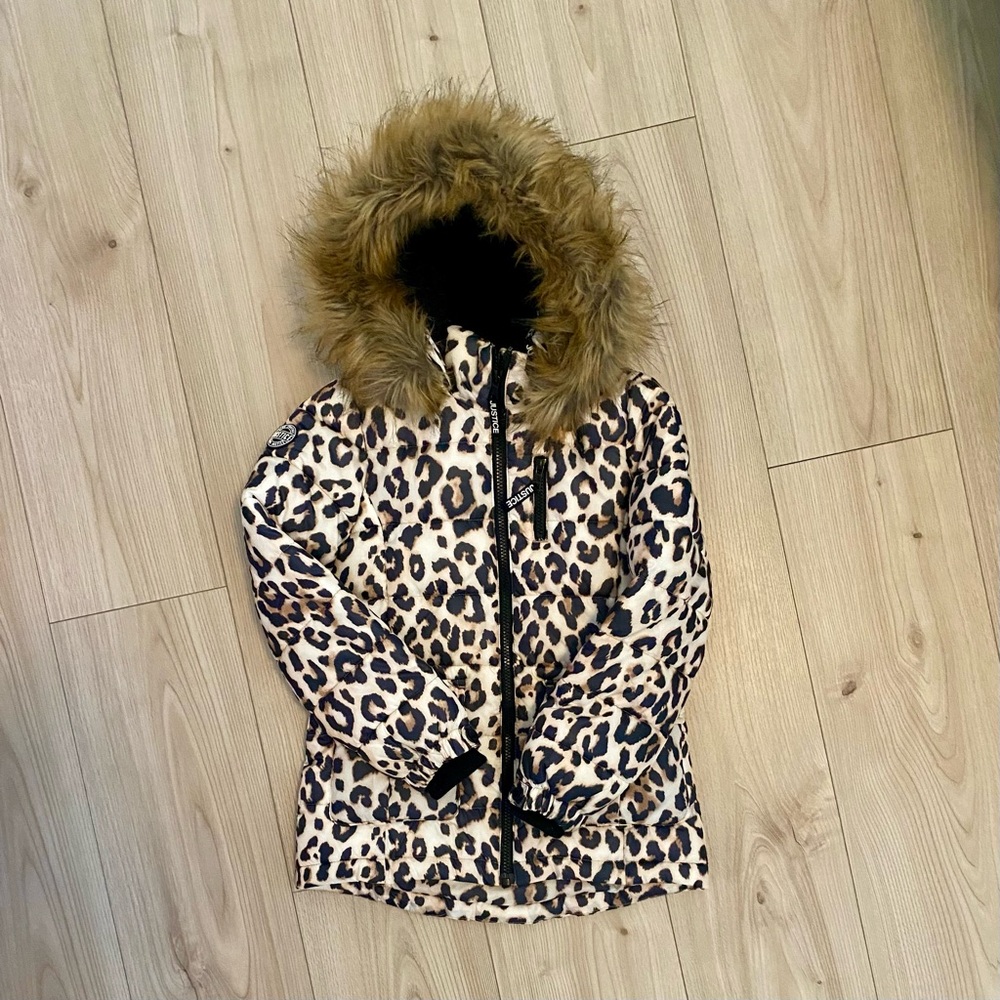 Girl’s winter puffer